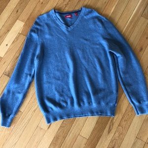 Izod V neck sweater